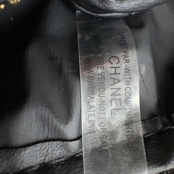 New CHANEL CC Precision Make Up/Cosmetic Bag with Chain Double Zipper - Picture 7 of 9